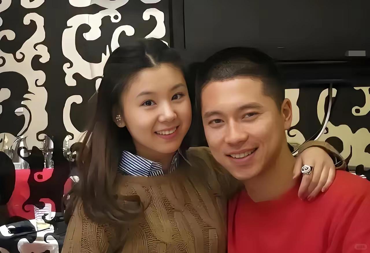 王雷抱老婆跟抱闺女似的，爸爸和女儿式的夫妻关系让王雷到底有多爽？男人对女人都是视