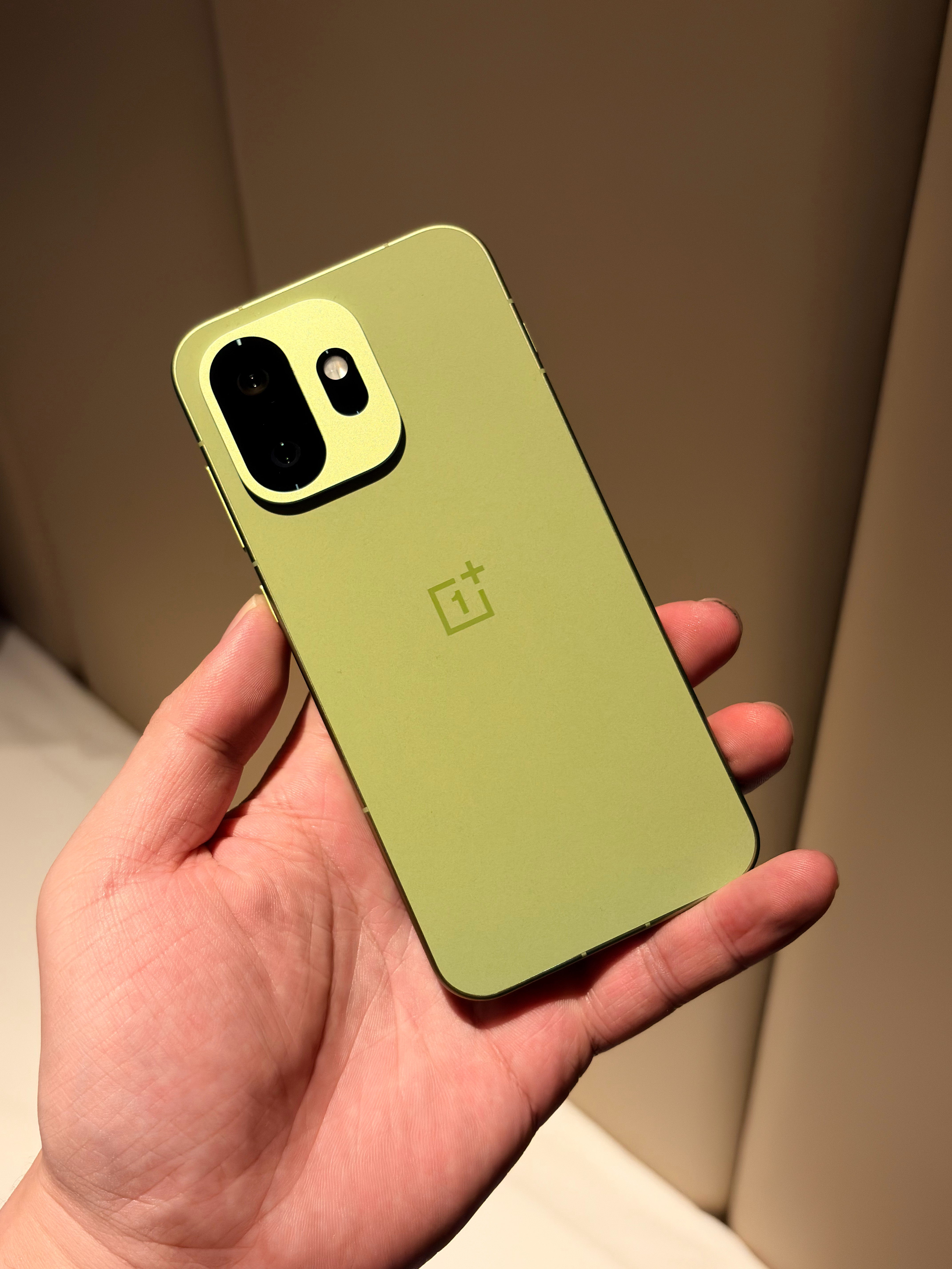 已到酒店房间巨大状态良好我先睡了🫪深圳·温德姆至尊酒店