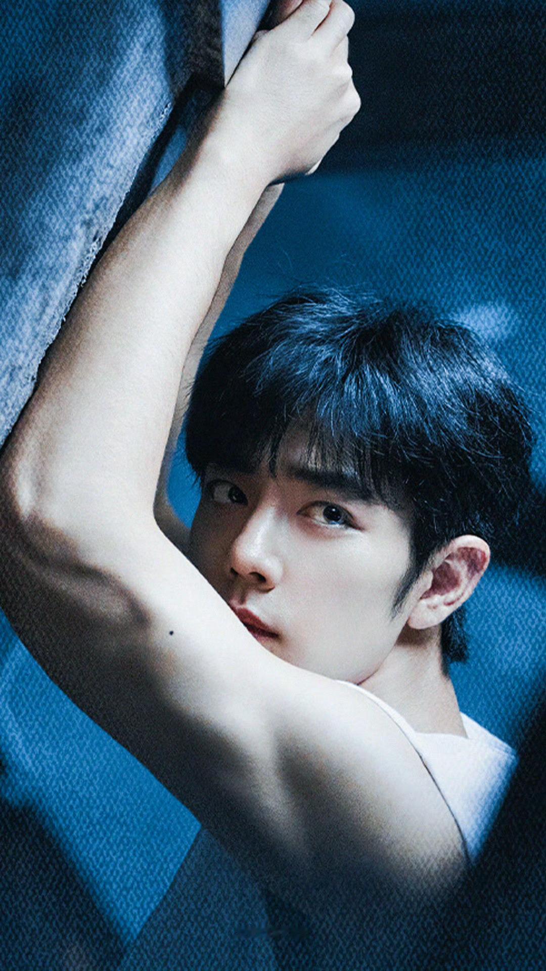 肖战人世间有百媚千红，唯独你是我情之所钟。