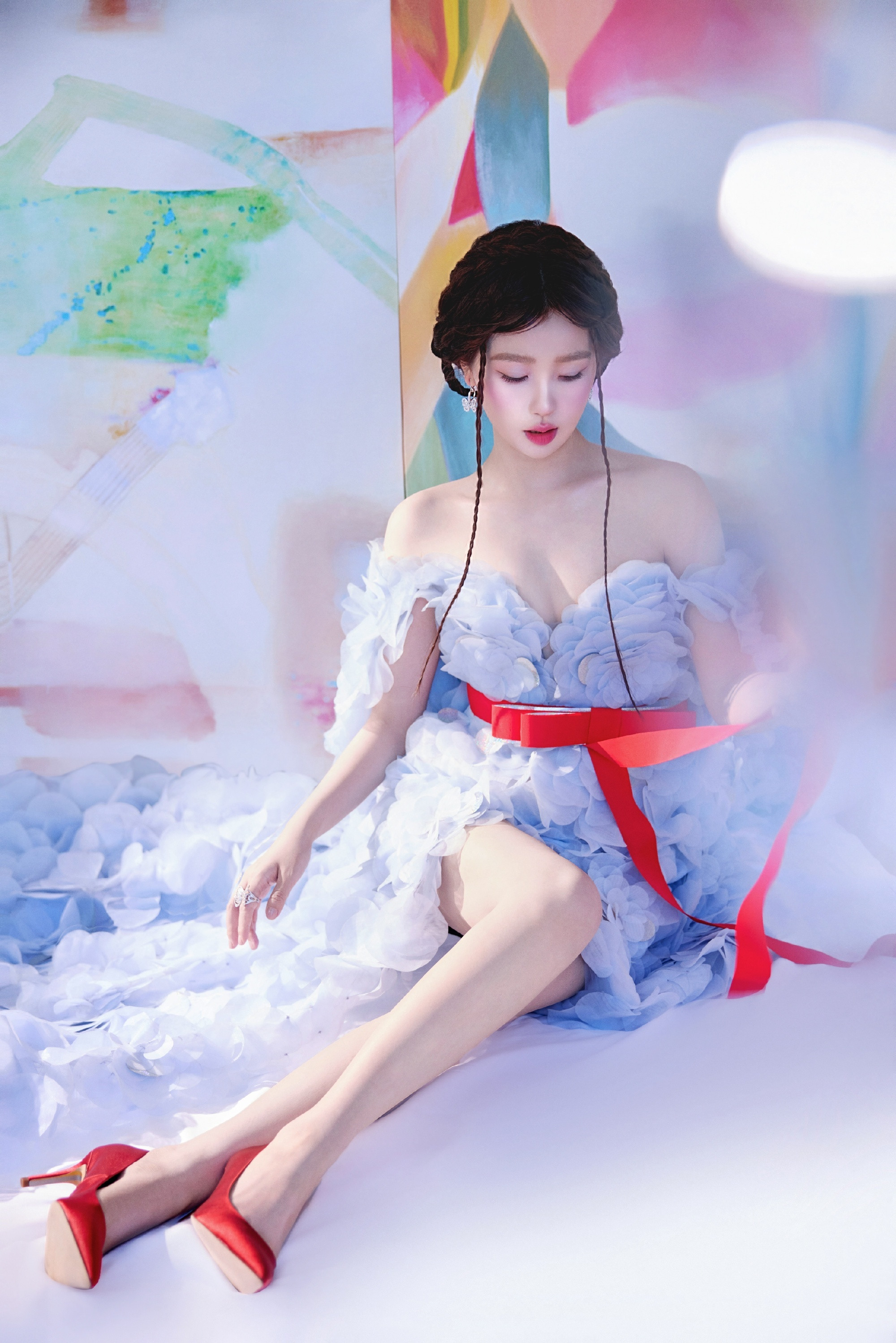 虞书欣：落羽成兰，如梦似幻​​​