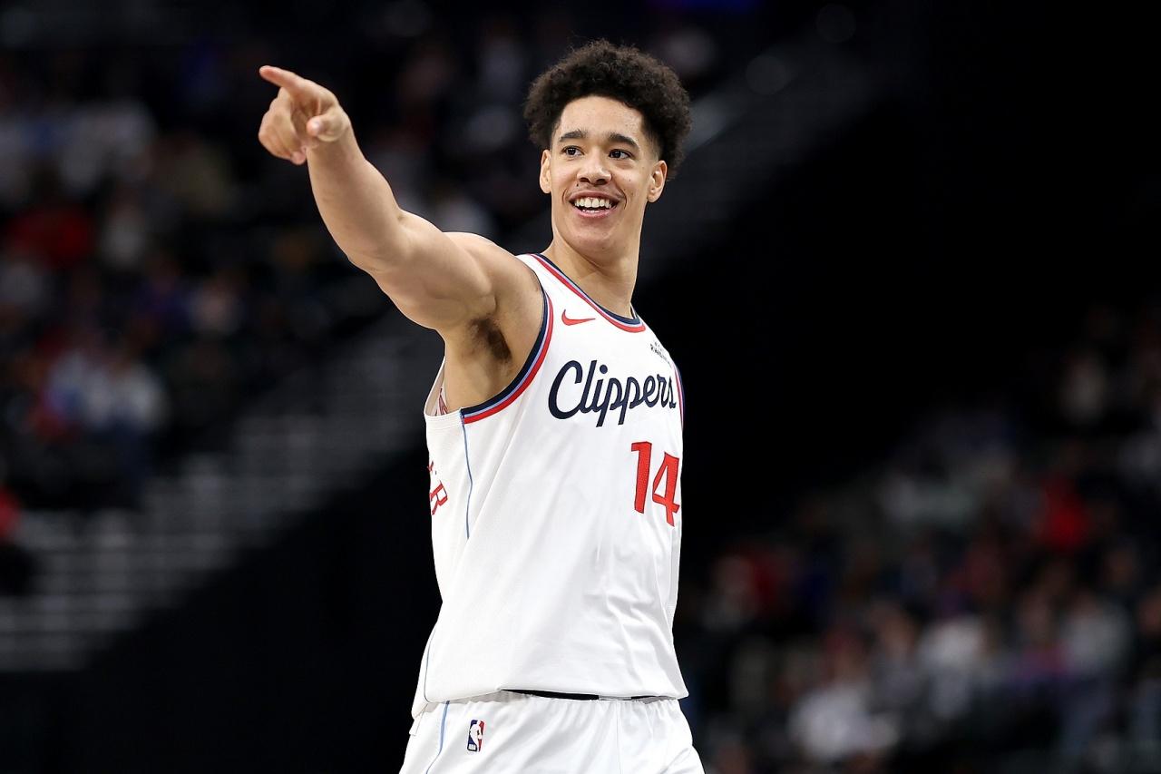 快船在连胜的同时能把这2名年轻球员练出来就太好了，指的就是乔丹-米勒和尼德豪泽：