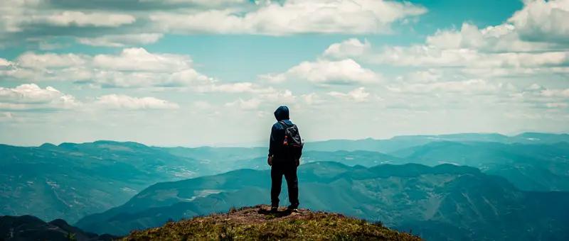 2026年春运，湖北恩施95后小伙王苗干了件超牛的事。他因身体问题，听医生建议，