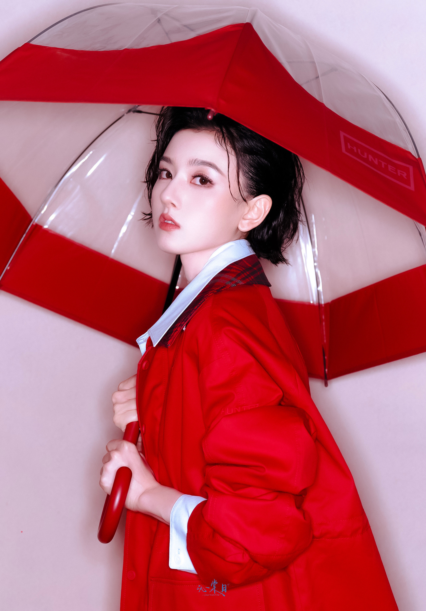 宋祖儿红夹克与雏菊，雨中的祖儿✨宋祖儿宋祖儿怼脸九宫格大片