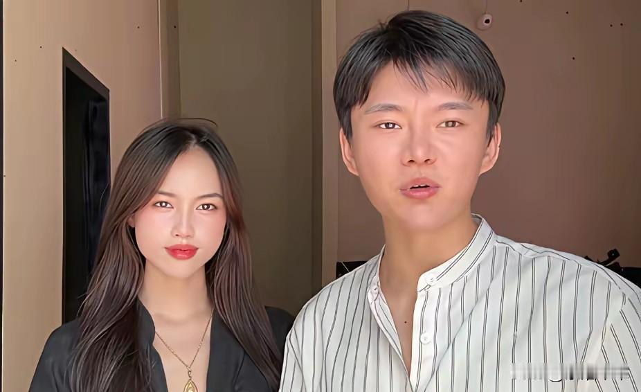 阿胜和他的老挝女友们，一场网红流量引发的情感变迁阿胜交了老挝女友，阿拉，还有