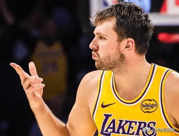 东契奇地位飙升啊NBA公布了最新一期MVP榜，东契奇飙升，排名前五具体如下（