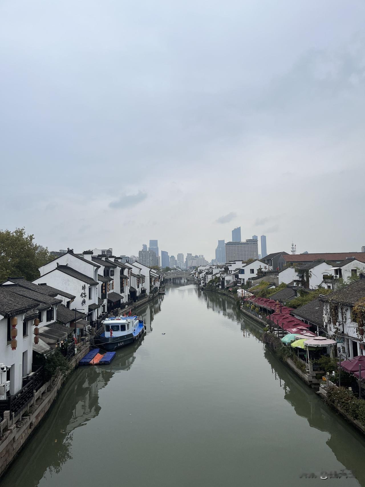 无锡南长街，白天确实人少随便转了一下南长街历史街区无锡