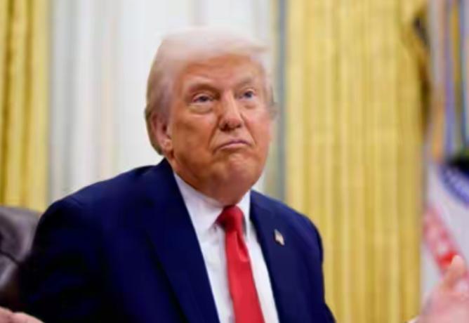 特朗普11月6日表示：“我很高兴地报告，如今，美国拥有世界上最强大的经济、最坚固