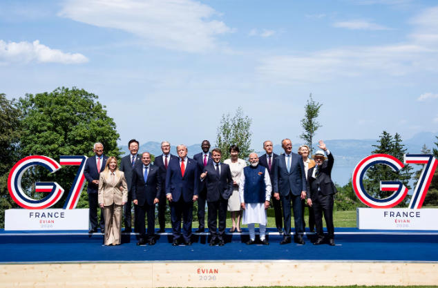 G7峰会麦克风曝光领导人闲聊