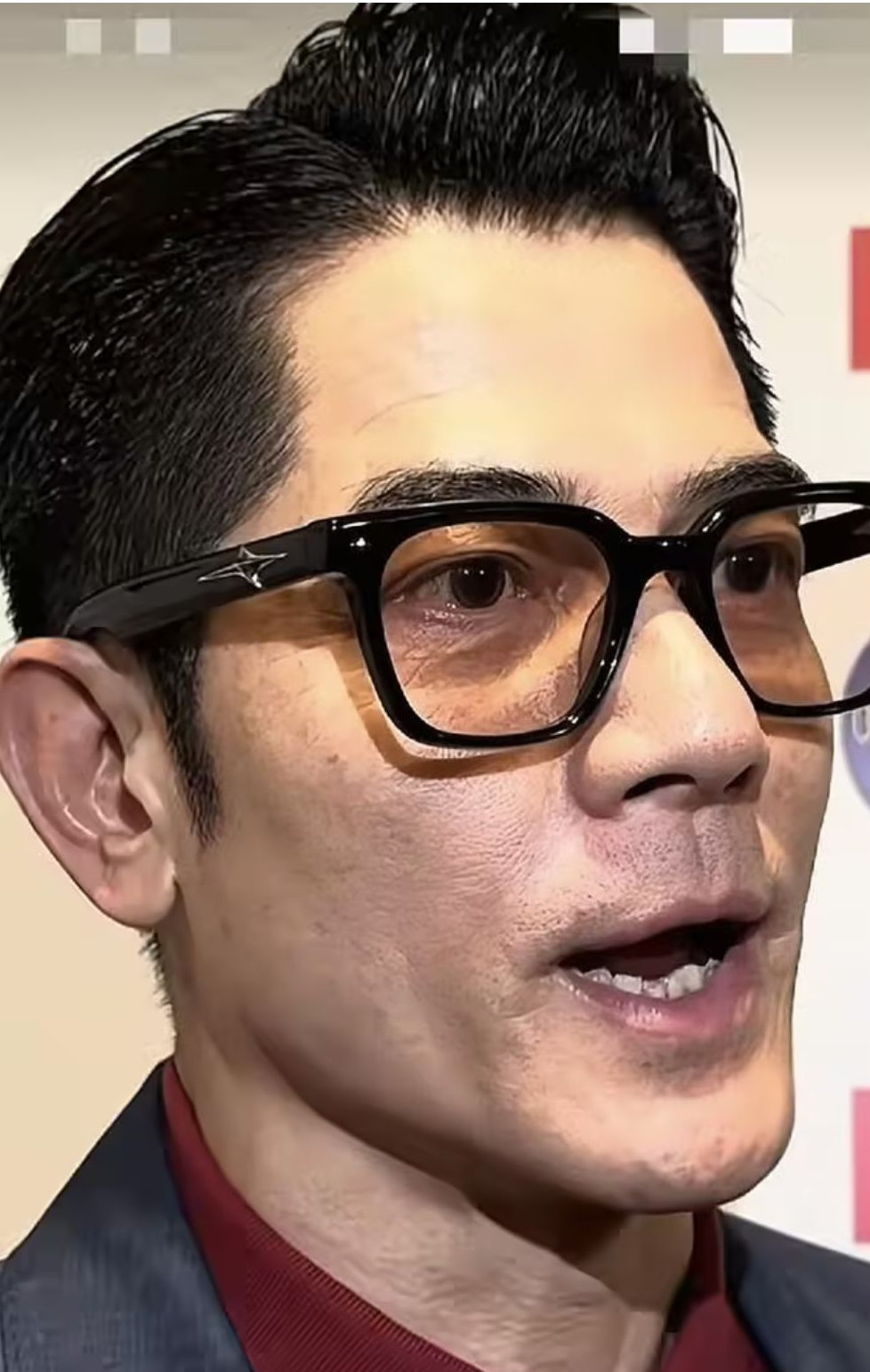 郭富城马场近照引热议：60岁状态真实得让人一时语塞