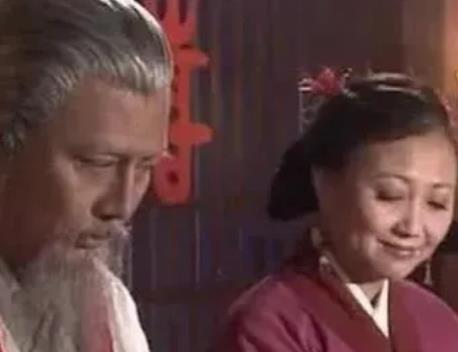 公元前1084年，72岁的姜子牙娶了68岁的马氏，洞房花烛夜，他发现马氏居然未经