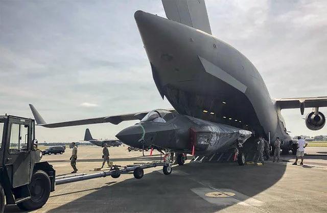 烽火问鼎计划把F-35装进C-17里需要几步？​​​
