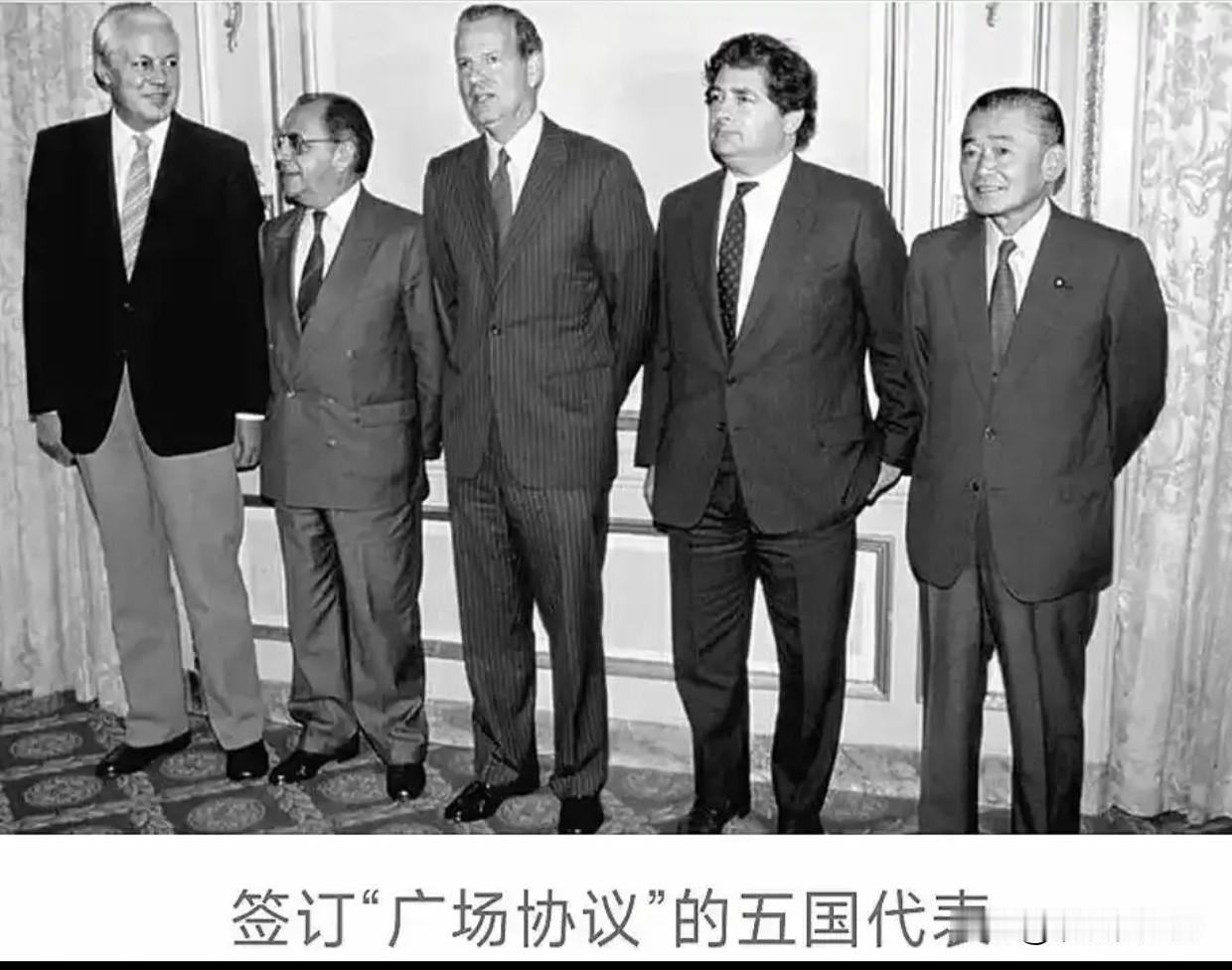 从棋子到棋手!中国如何一脚踹翻美国布了30年的大局?30年前的美国,强得像开