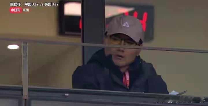 熊猫杯次战，拜合拉木贡献两球力助U22国足取胜固然可喜，但场上再现又要防自己人一
