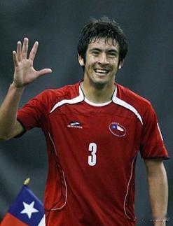 【国米签国脚飞翼巨头亲口宣布未来支柱曼联2500万强挖】7月17日搞定！《米兰