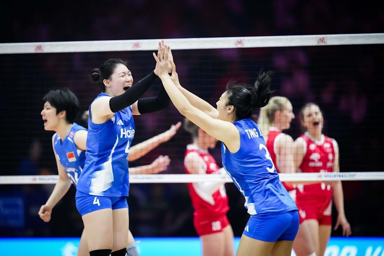 中国女排真棒！中国女排3比1逆转了世界劲旅波兰队，在世界女排联赛取得了三连胜。难