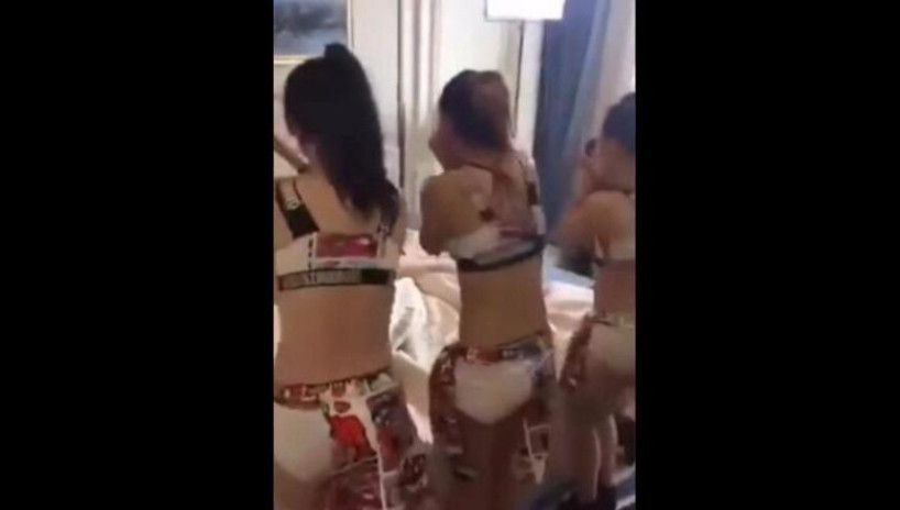 比基尼美女叫醒服务,看的热血沸腾