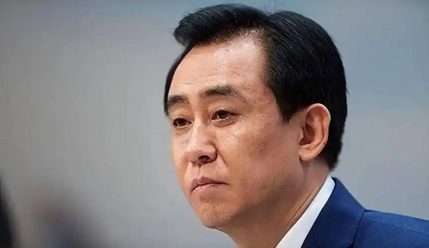 惊天金融黑幕，恒大千亿造假真相曝光，普华永道14年违规背书，10亿和解无