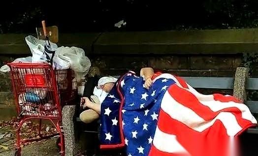 跟你说个事儿，你可能下巴都得掉地上。你辛辛苦苦供了二十年的房子，贷款都快还清了