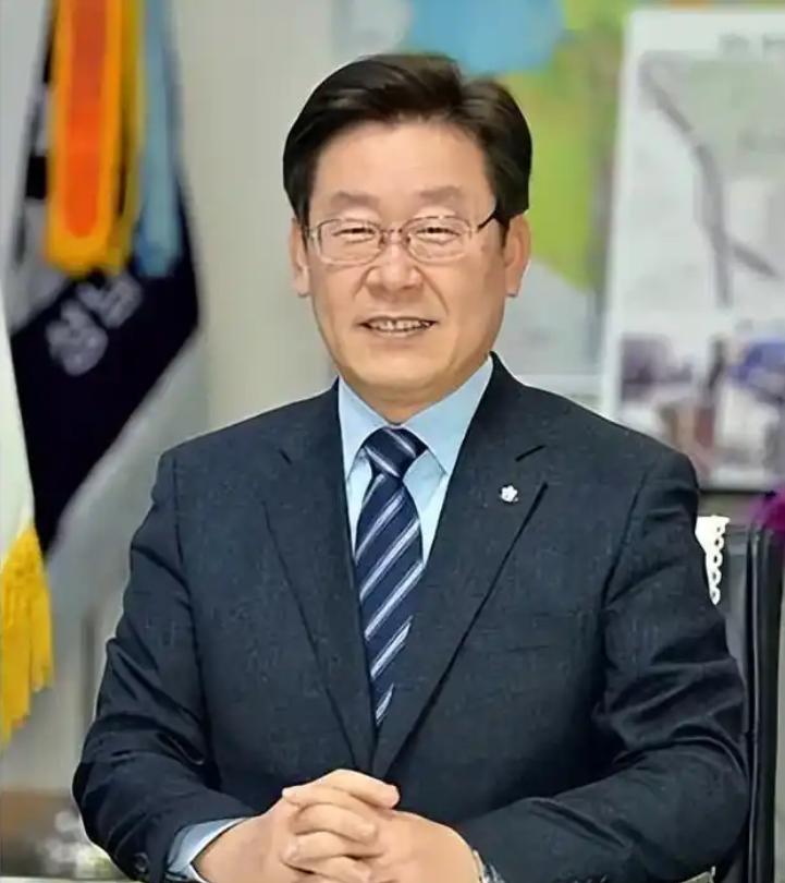 韩国总统李在明突然宣布1月20日，韩国总统李在明在国务会议上明确表示：中国上