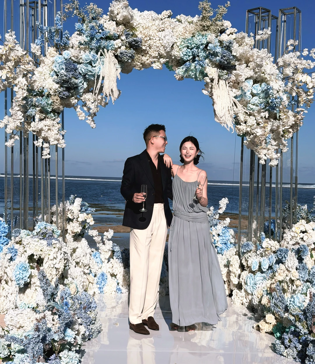 🥂在巴厘岛见证幸福，这样我也站在了幸福里