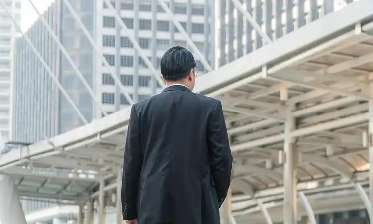 ☁现在体制内的男人也找不到对象？我今年29岁，我好歹985名校毕业，在上