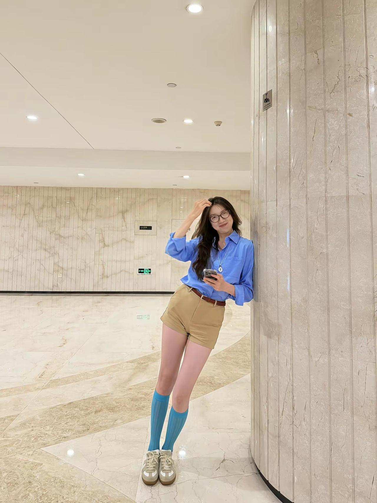 💙🩵🤎上班也要穿的漂漂亮亮～