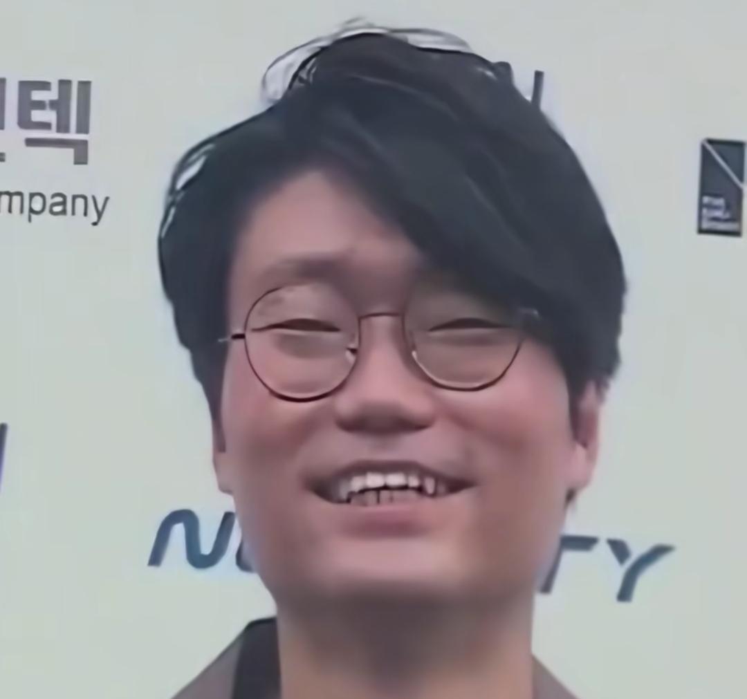 司法成了帮凶，韩国网友都炸了，韩国导演金昌民死了，不是病死的，是被6个人