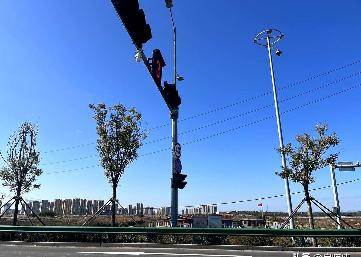 被遗忘的胶州上合楼市。那批开发商，多数无法全身而退。包括荣盛、花样年、中骏等