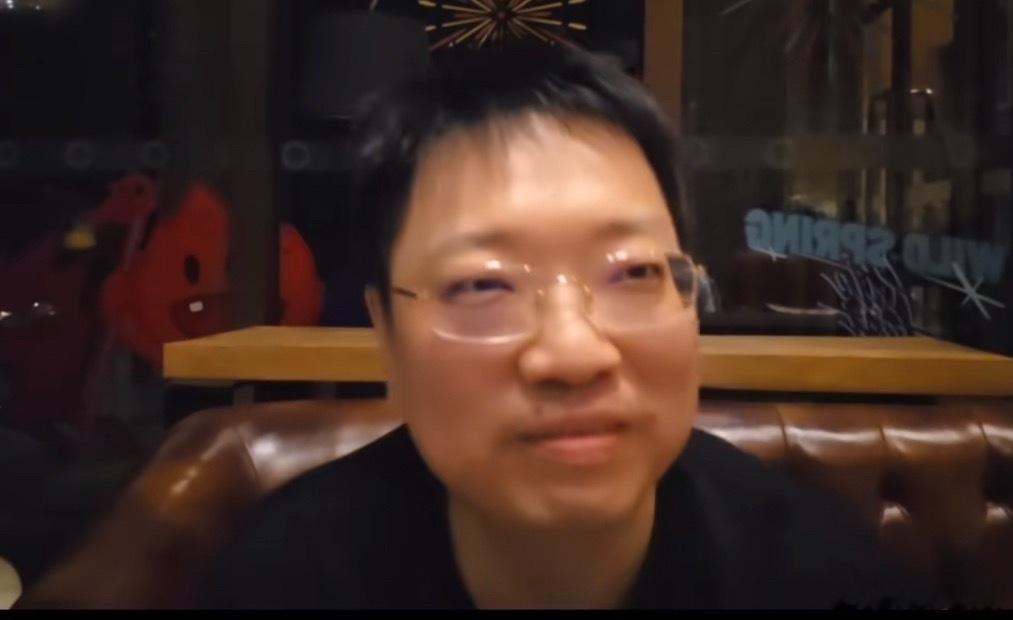 DC：我是不相信猪哥会来团播的，他如果来我觉得就是迈出非常勇敢的一步，我觉得猪哥