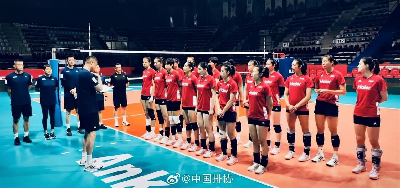 【女排世联赛】安卡拉站：中国女排首次亮相！据中国排协消息:开