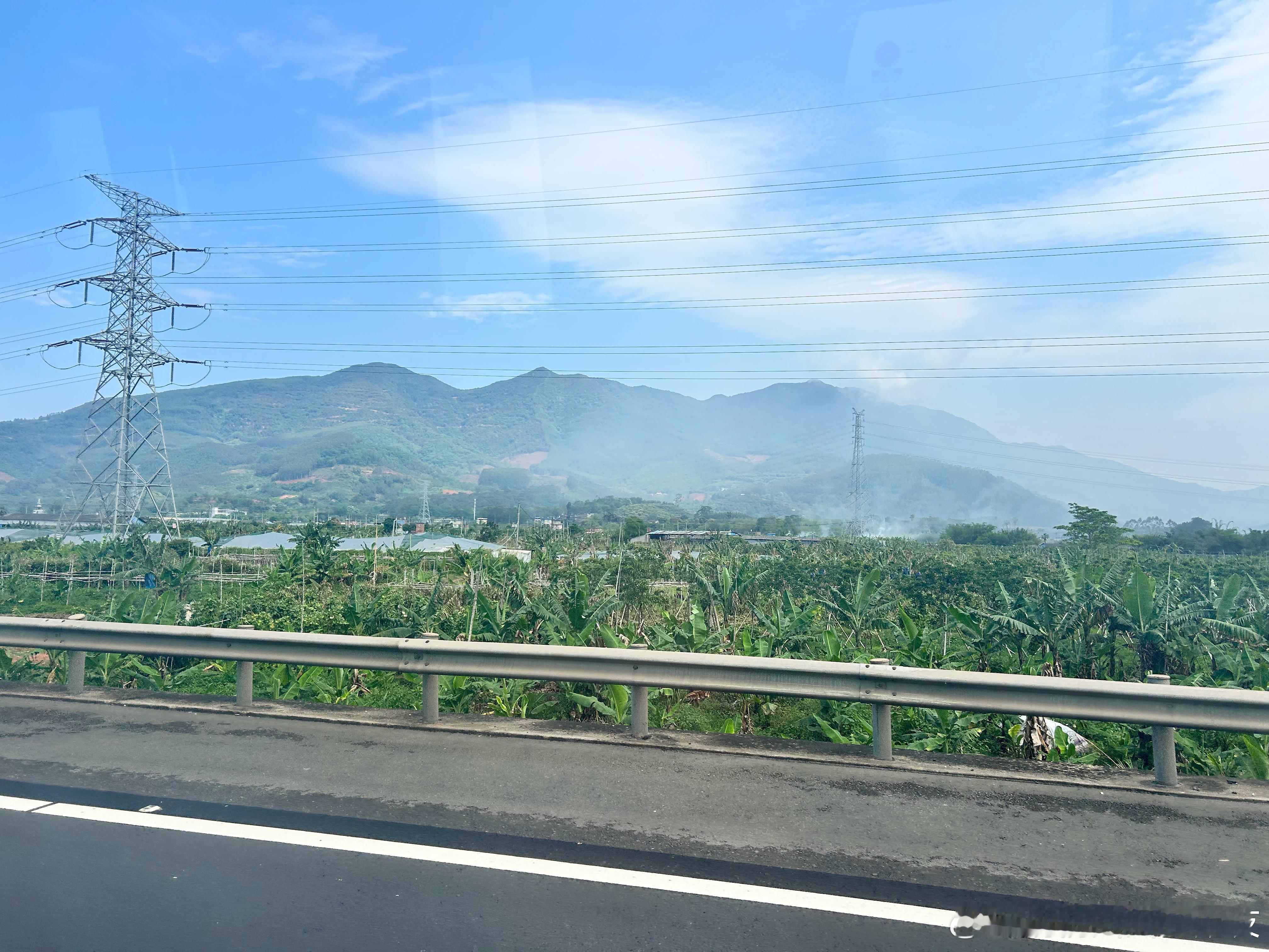 最美的风景都在路上。​​​