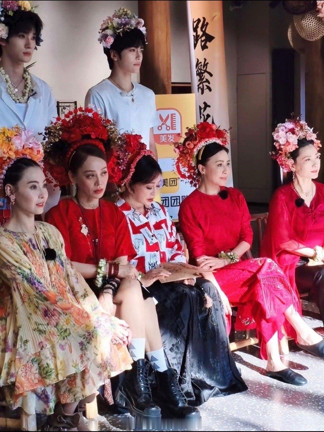 离了邵子恒谁还把刘晓庆当小孩哇塞，就是说邵兵真的把邵子恒教的很好啊，在这一期的