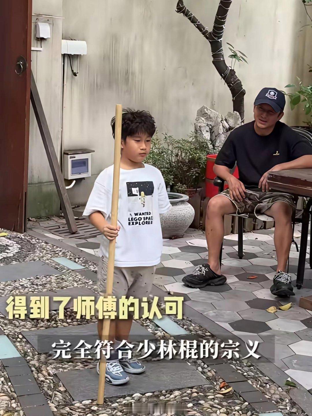 邹市明的小儿子本应该是最受宠的，没想到与两个哥哥相比，他却是运气最差的：只有他的