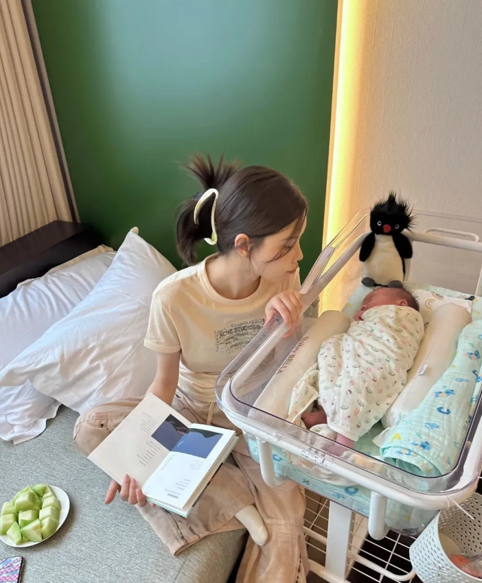 婆婆昨天找我，说要让她女儿来我们家坐月子，说她自己年龄大了，眼睛不好耳朵不好的，