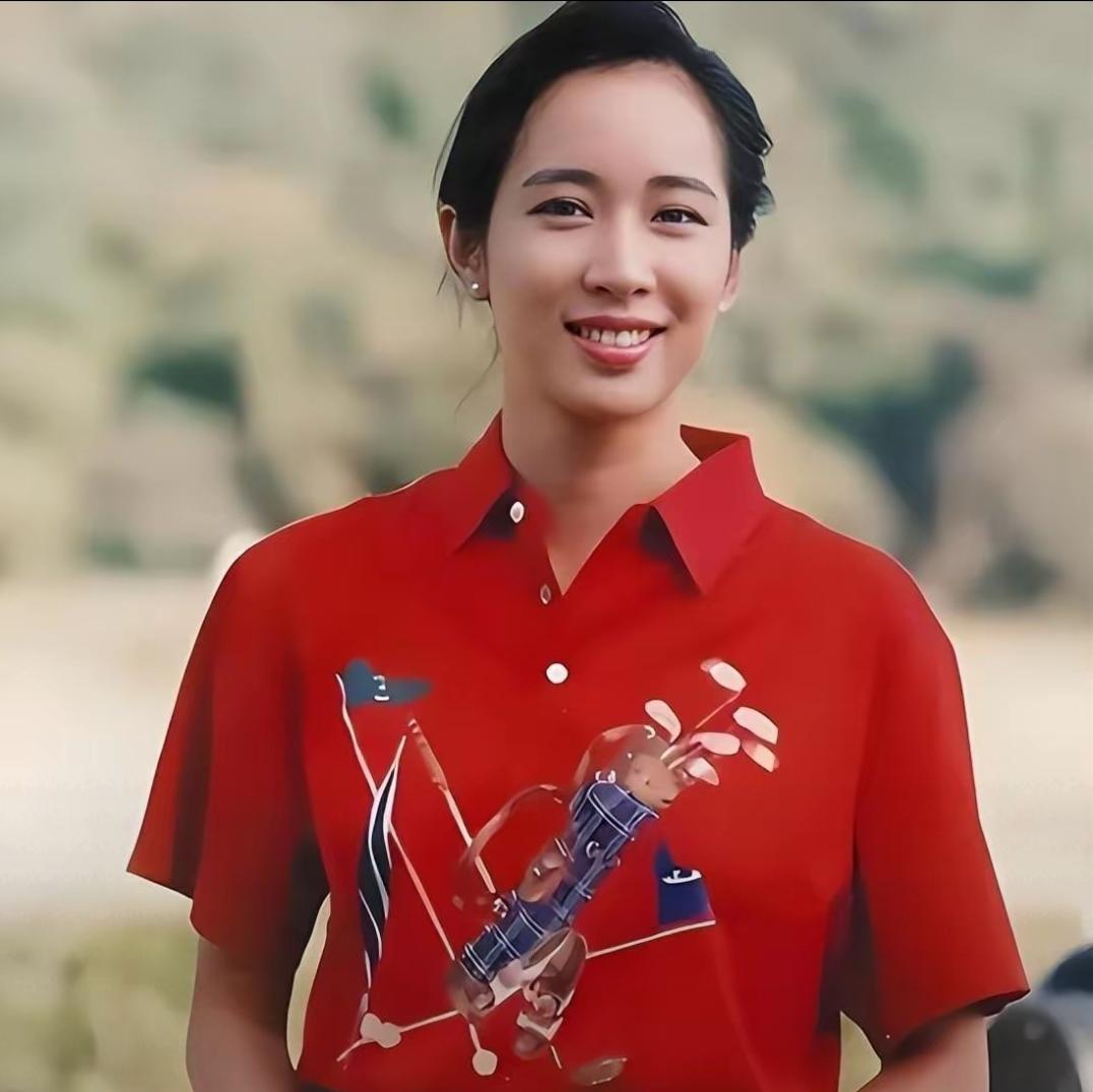 朱玲玲离婚到底是不是不守妇道？今天提出这个问题，完全是因为早上看了一篇小文，作者