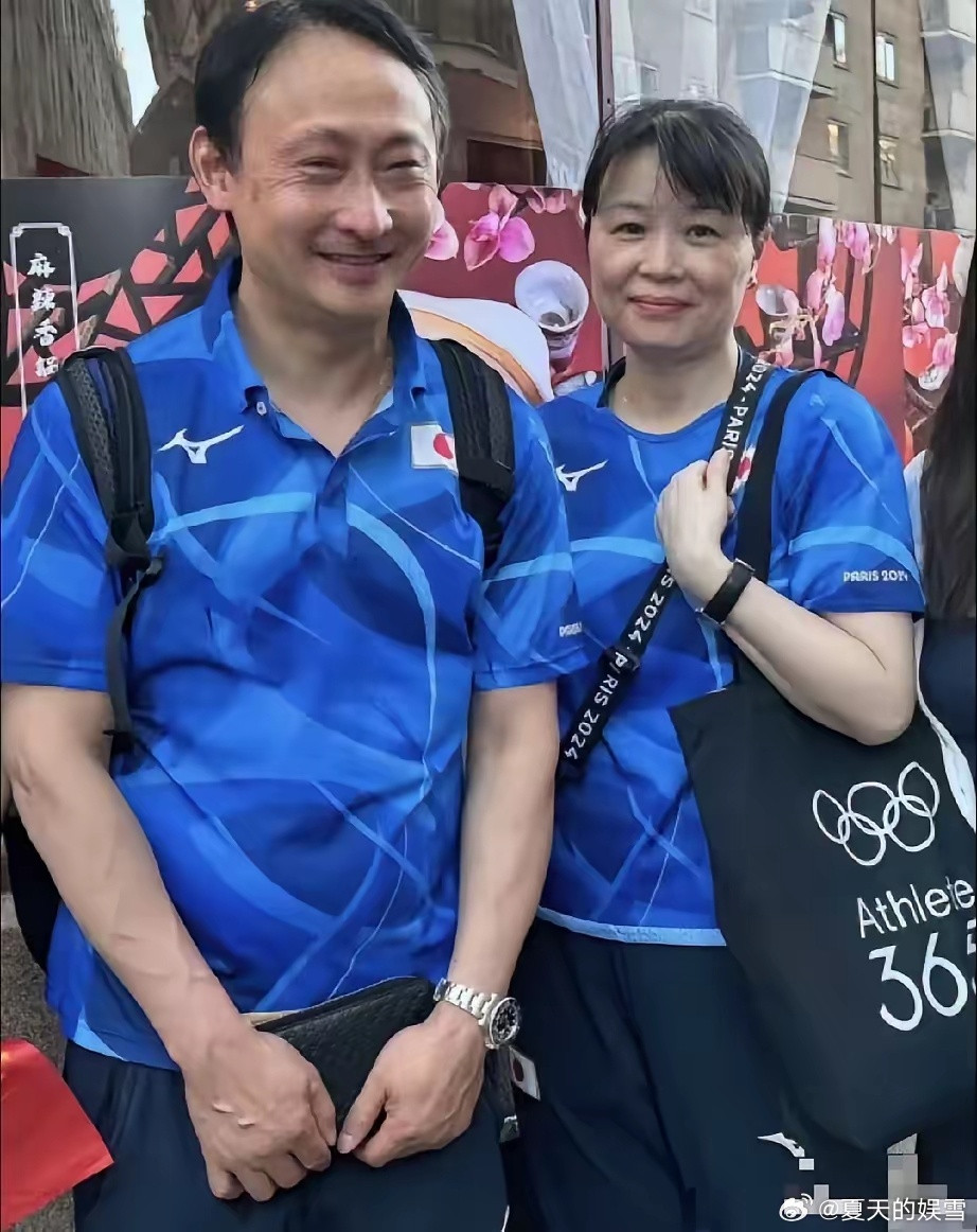 不知道有人发现没有张本智和的爸妈有点不对劲明明这俩孩子现在赚的钱还真不少，可是为