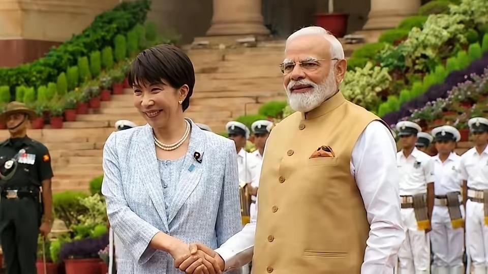 日本与印度又勾结一起，两国政府首脑还以兄妹相称啦？我们不会忘记，一百二