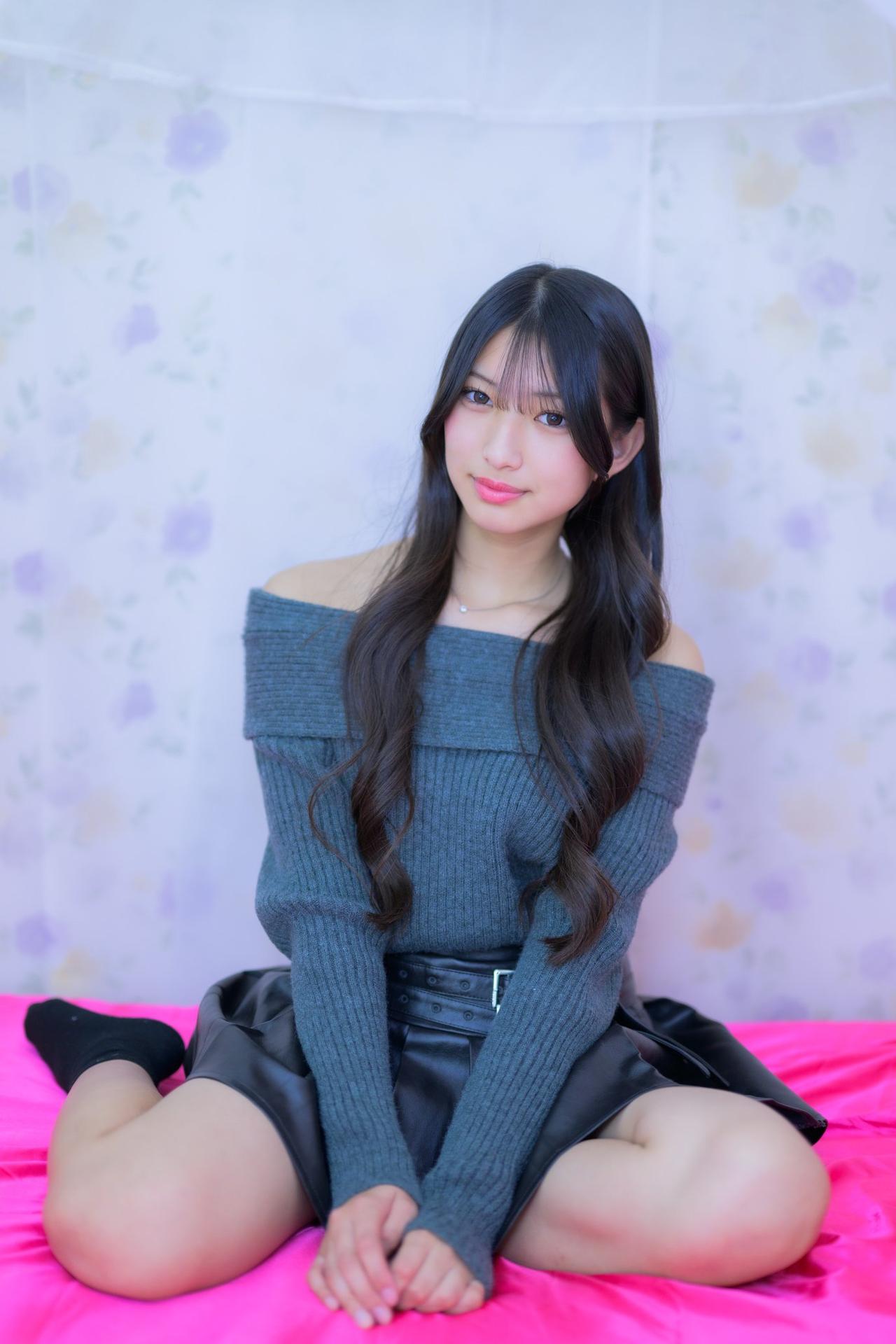 花开花落，人面桃花相映红。