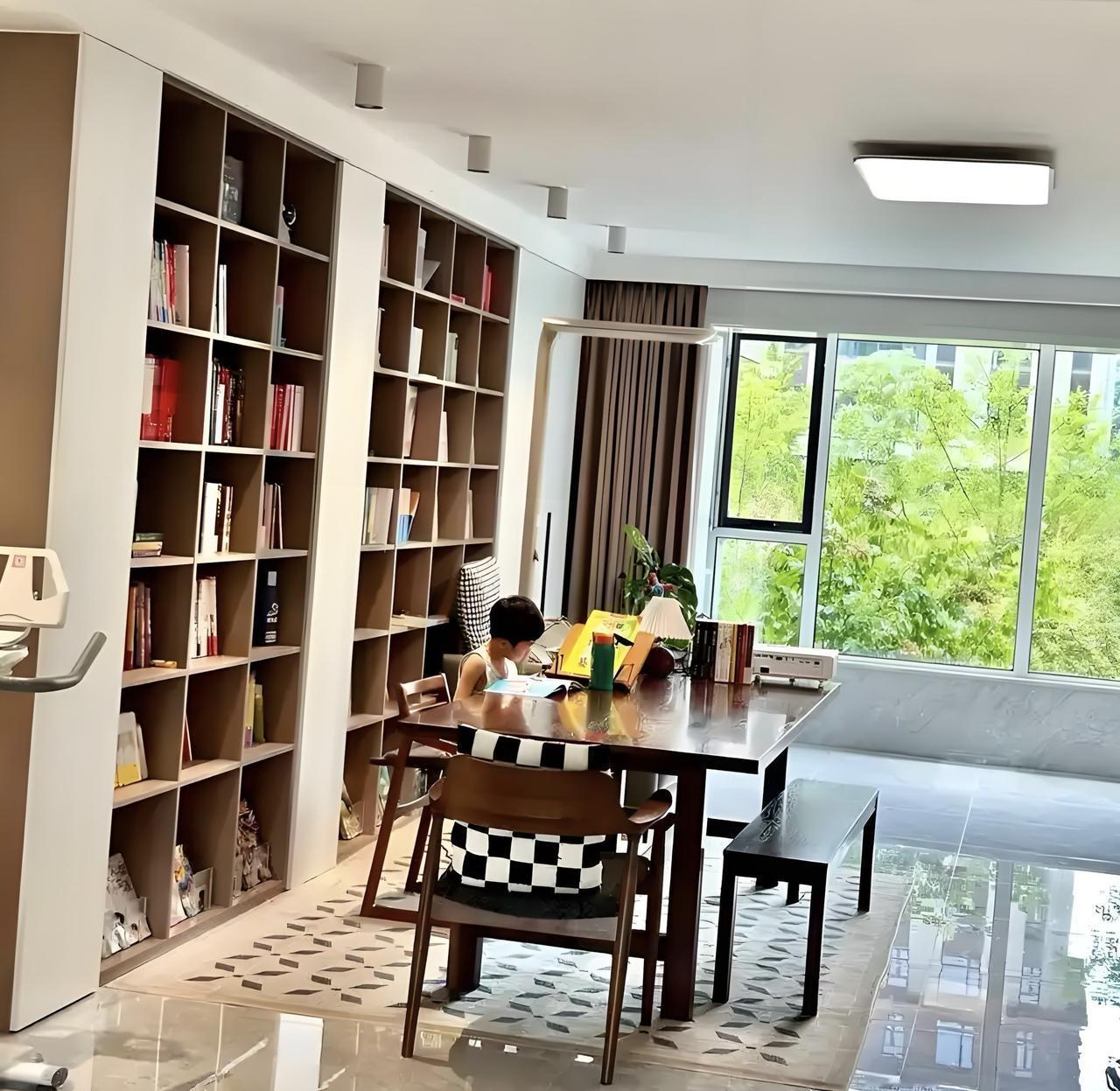 现在的家庭为啥不要客厅了？无客厅”现象，是当前家居设计的一