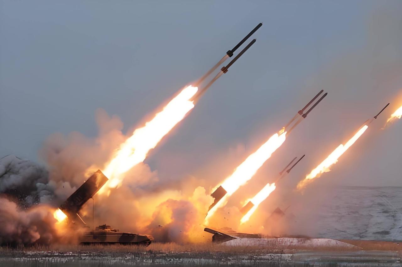 以色列突然发布，击杀伊朗圣城旅特种部队高级指挥官，双方剑拔弩张，伊朗搬出大批导弹