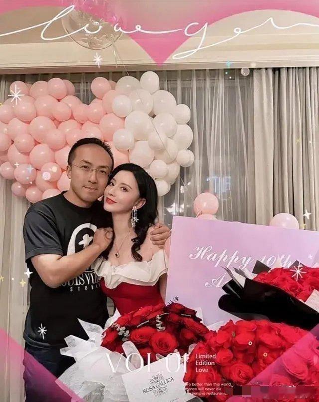 张萌和她的富豪老公，果然童话里都是骗人的，现实里的总裁和影视剧里的真的不一样。。