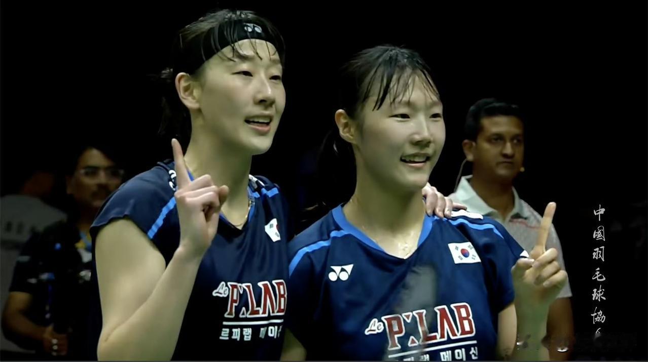 🔥白荷娜/李绍希帮助韩国女双时隔31年重夺世锦赛冠军！韩国女双上一次夺得世