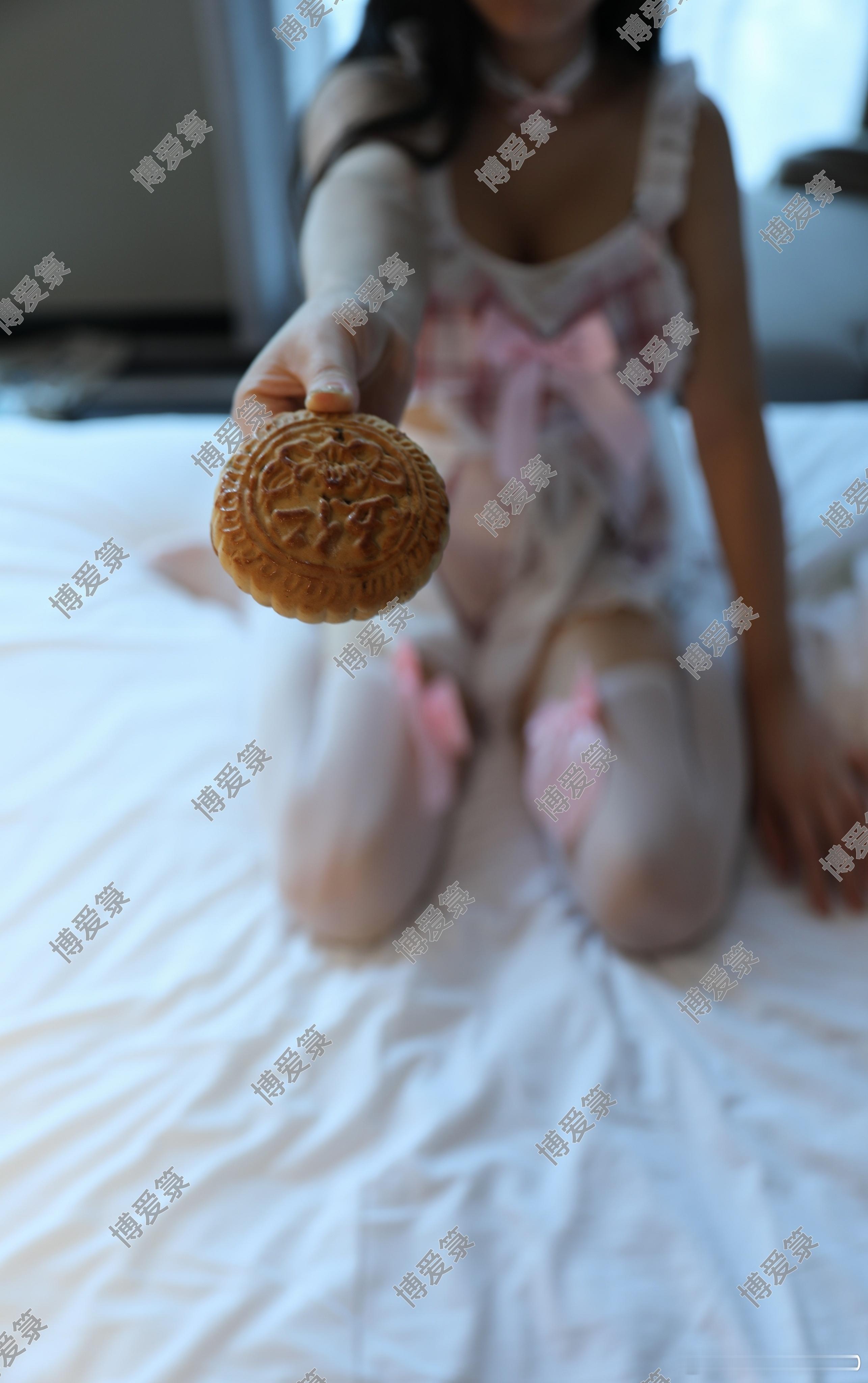 被人读懂是世界上最大的幸福中秋节快乐[比心][比心]​​​