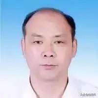 靴子落地！西安的王玉红被查了。王玉红这个人挺不简单的，他出生于1972年10月