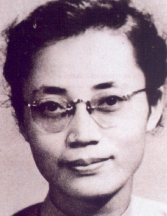 1950年，台湾一名女地下党在宿舍被捕，临走前祈求道：“我一个女人家，总得让我换