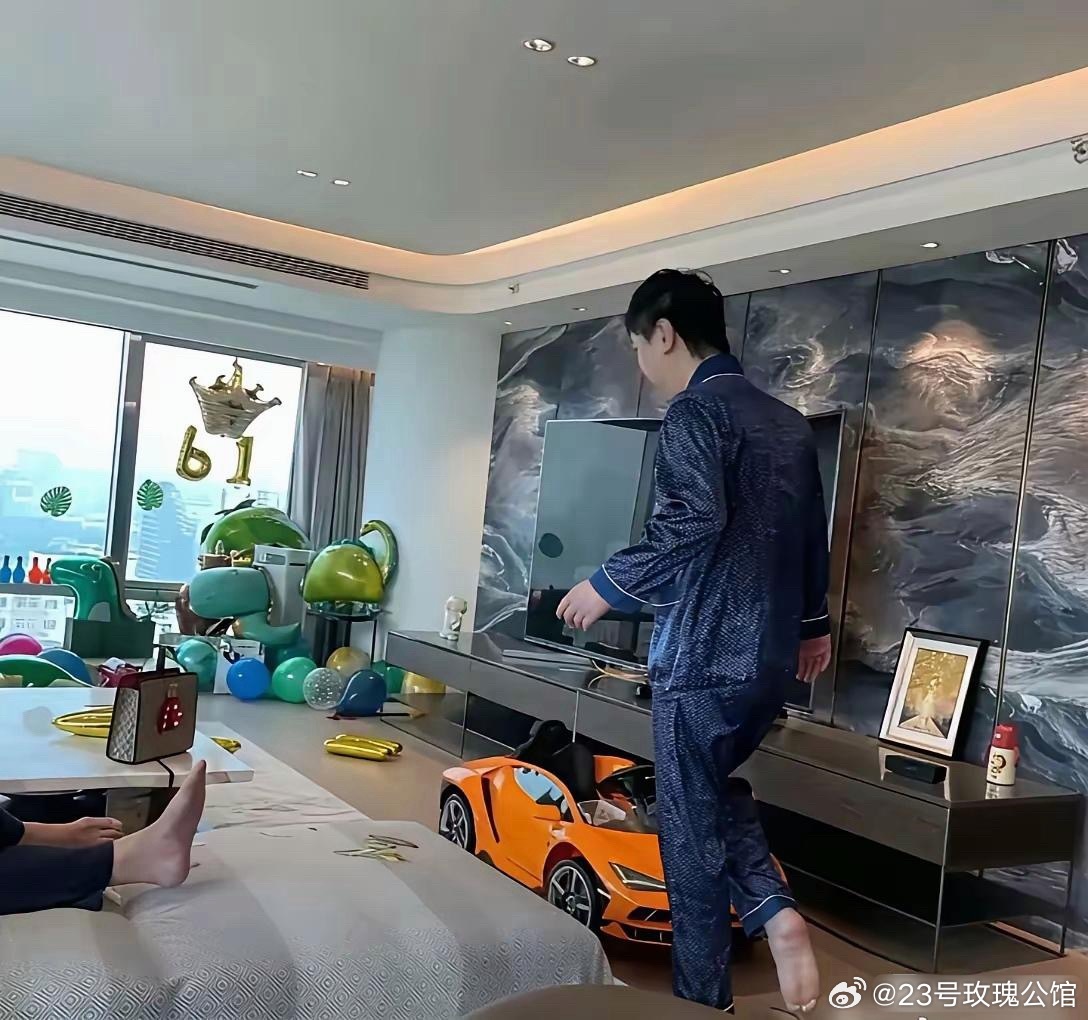 沈腾这富炫的，我竟无言以对！