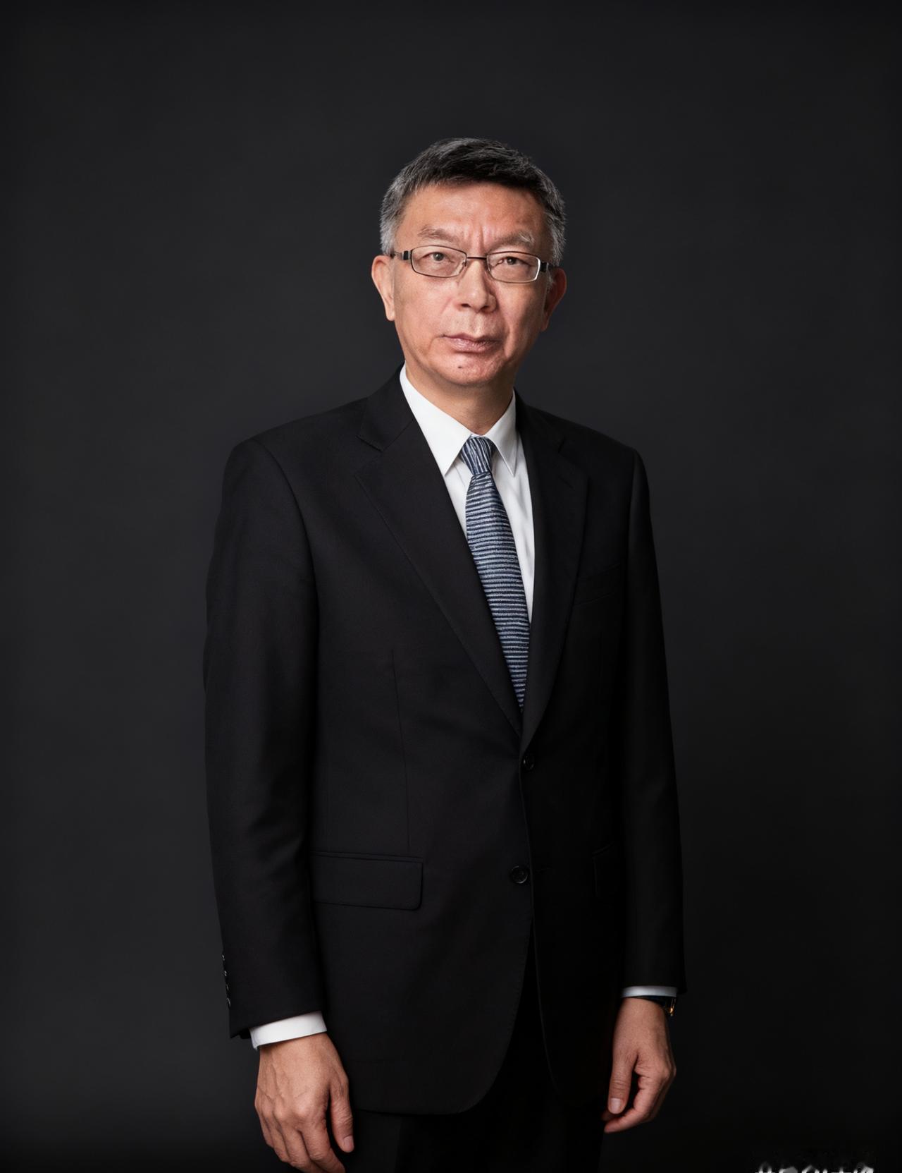 苑举正深圳彻夜难眠，三句话道尽两岸人心所向！苑举正来到深圳激动得彻夜难眠连