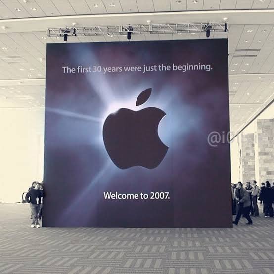 2007-2025历年iPhone发布会邀请函（海报）。byAppleDesi