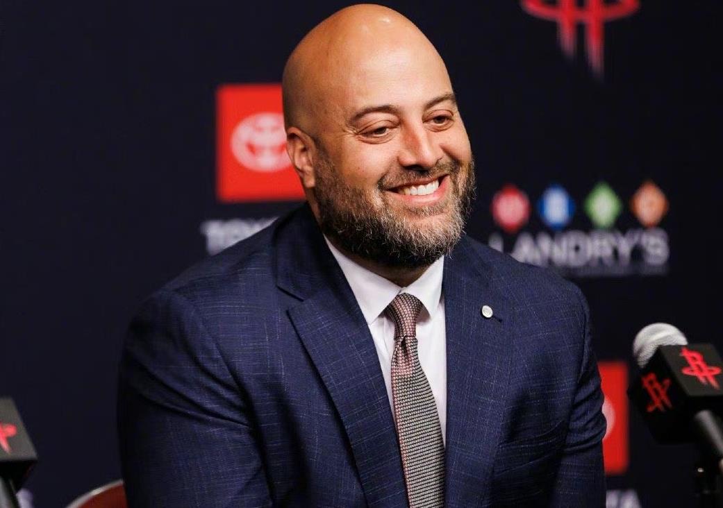 火箭队在交易市场上并没有什么动作。不过根据报道，火箭队可能将目光瞄准了买断市场，