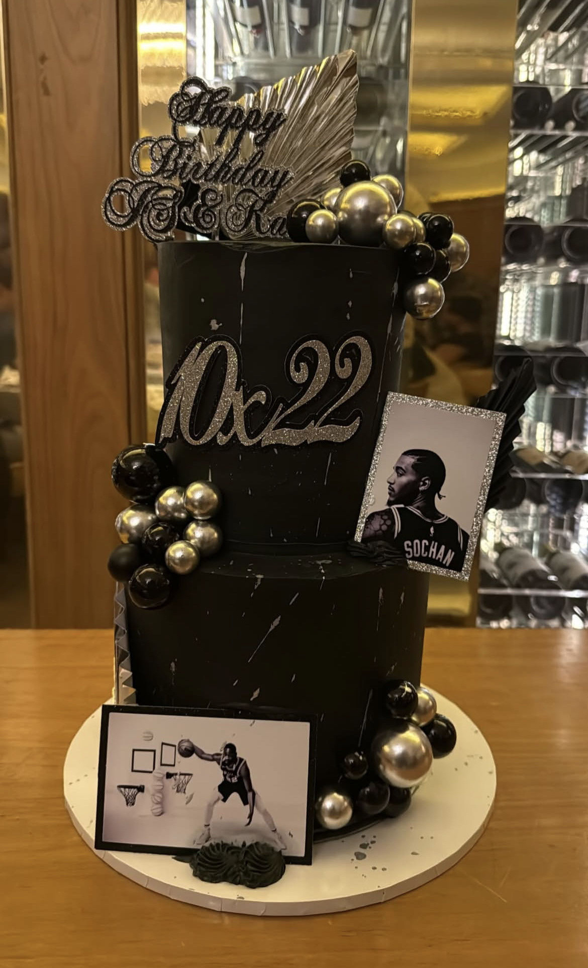 生日一起过[doge]布兰纳姆晒出了他和索汉的生日蛋糕🍰超话创作官｜圣安东尼